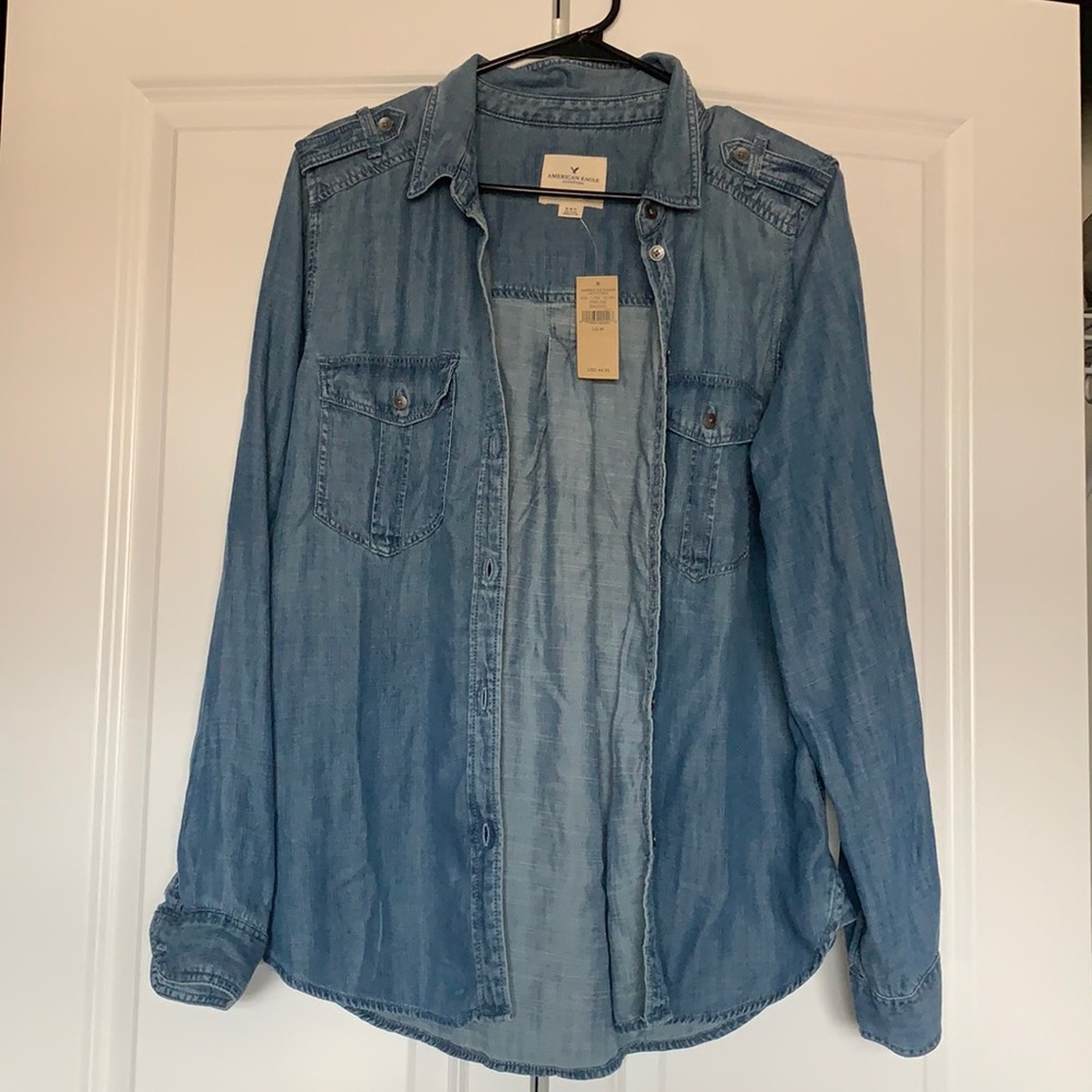 American Eagle Denim Button-Down Shirt NWT